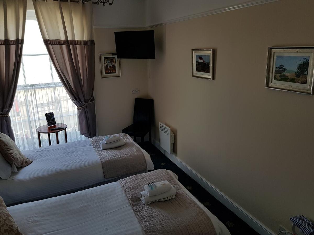 Waterfront Hotel Deal Exterior foto